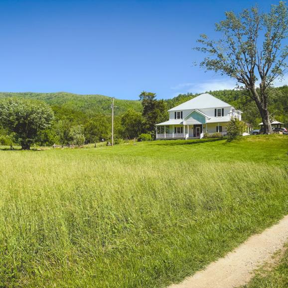 AgSouth lives in the communities they serve. People choose AgSouth for specializing in homes with acreage.